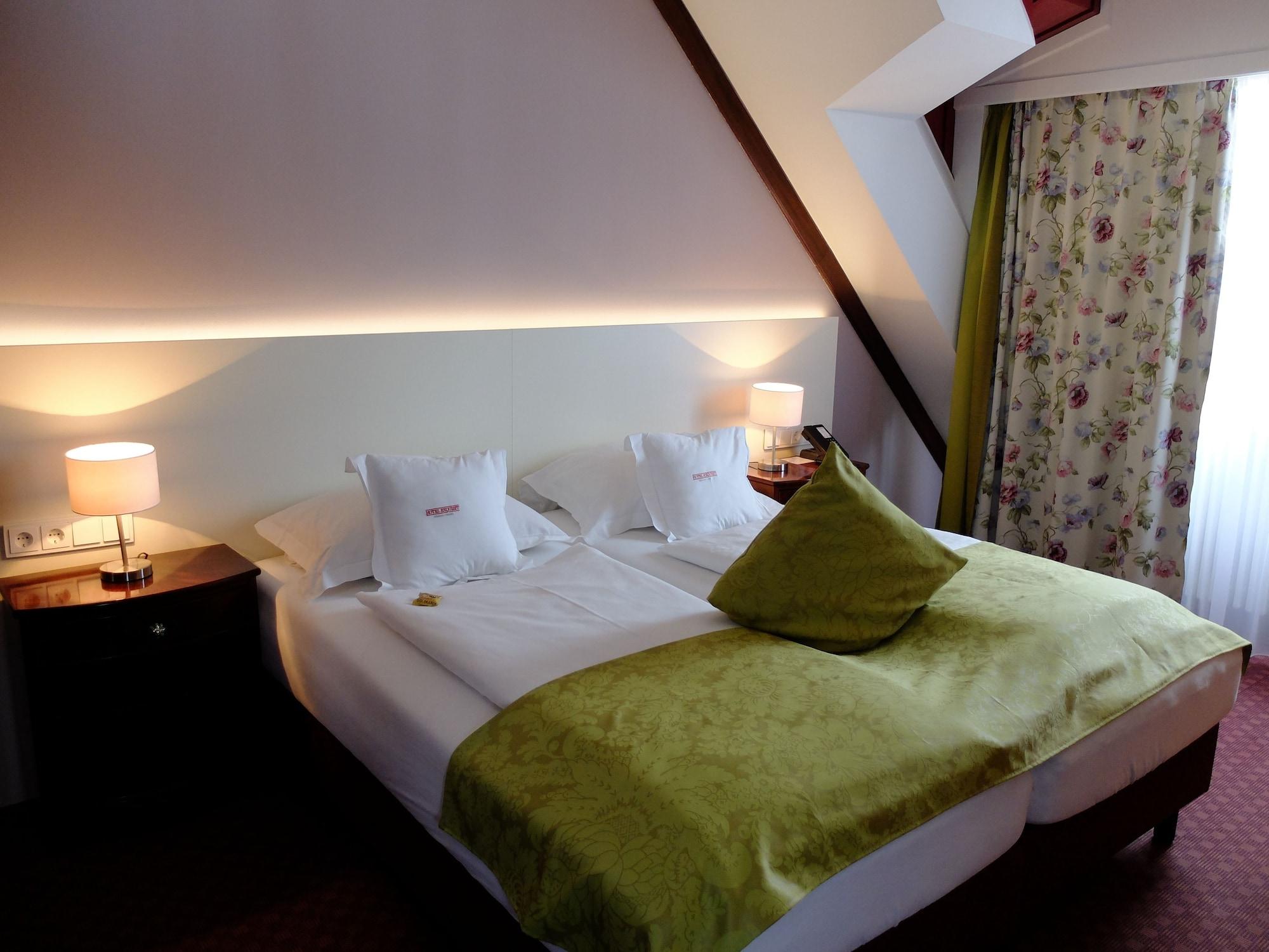 Hotel Exquisit 4*