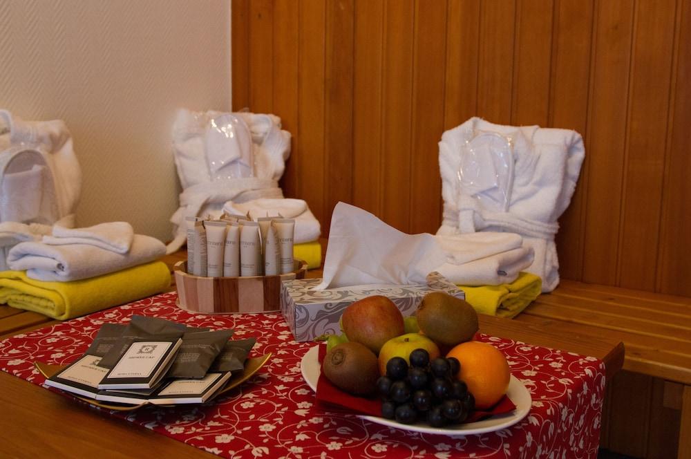 Exquisit Hotel 4*