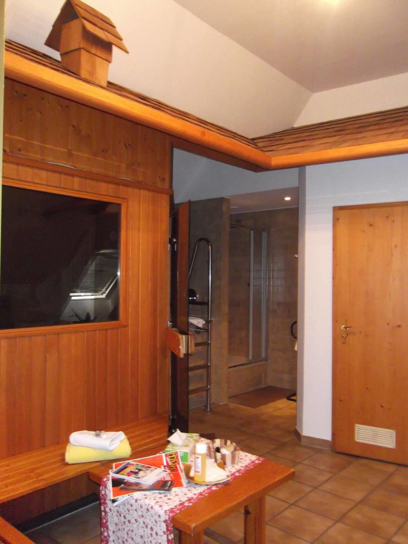 Hotel Exquisit 4*