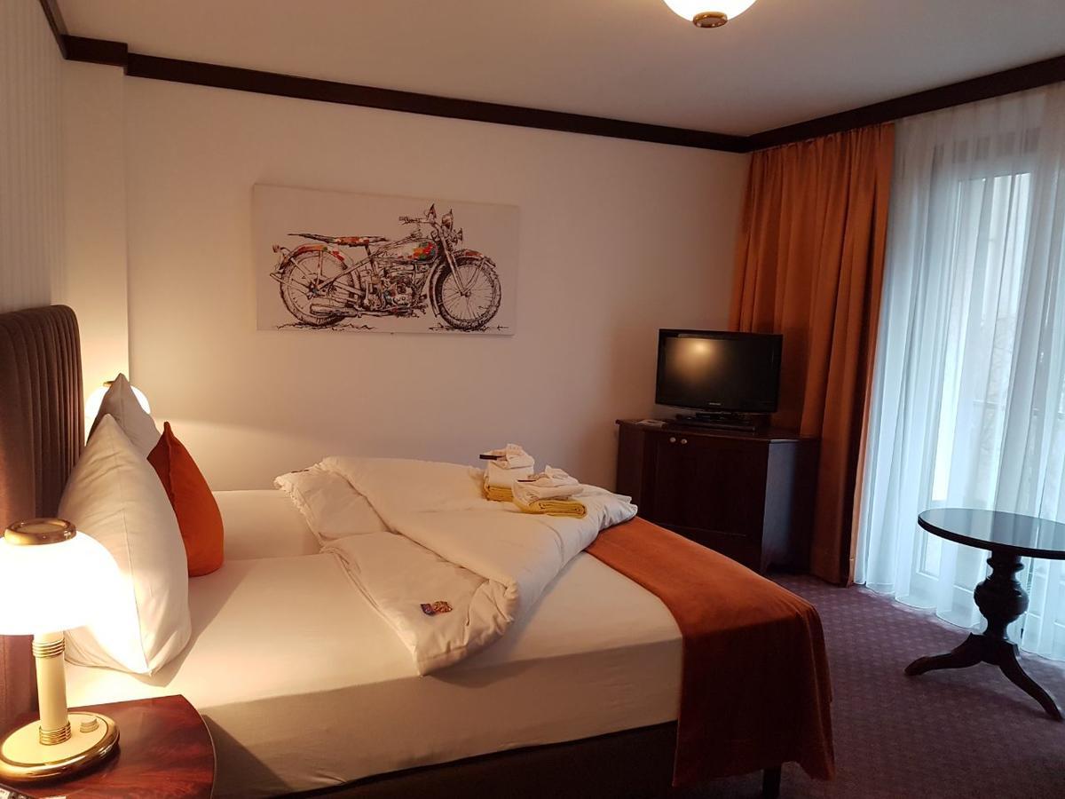 Hotel Exquisit